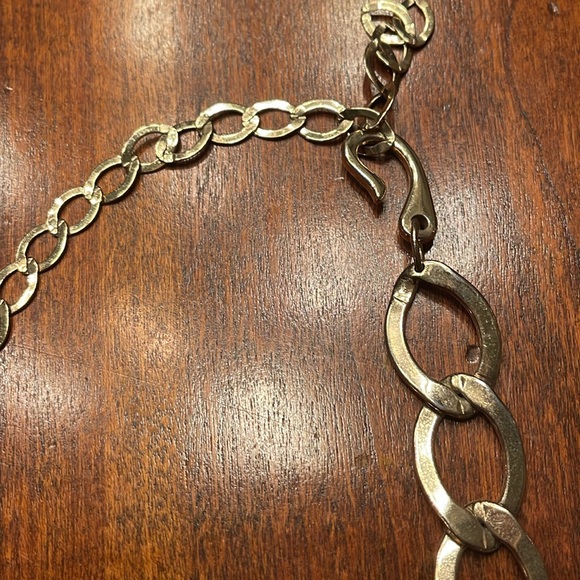 Long 37” chain necklace gold tone. Cool design of graduated sizes of the loops. - Picture 3 of 4